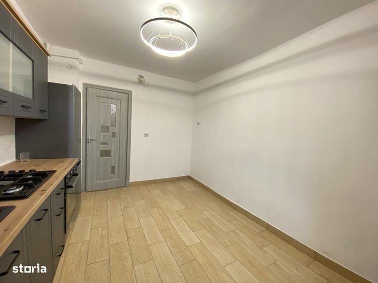 Apartament cu 3 camere în Păcurari