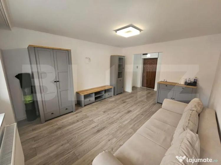Apartament cu 2 camere, complet renovat, decomandat, 56 mp, - 1