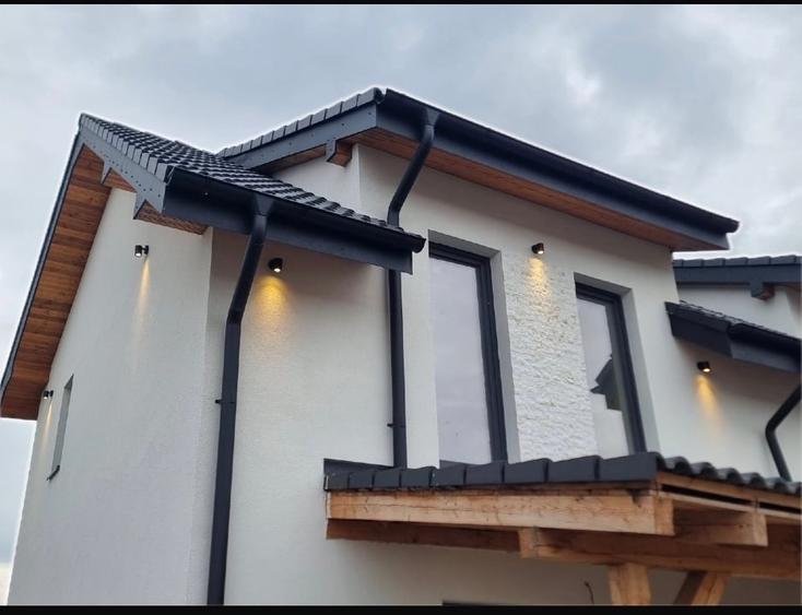 Duplex cu 4 camere cu Teren 270 Mp în Moșnița Nouă