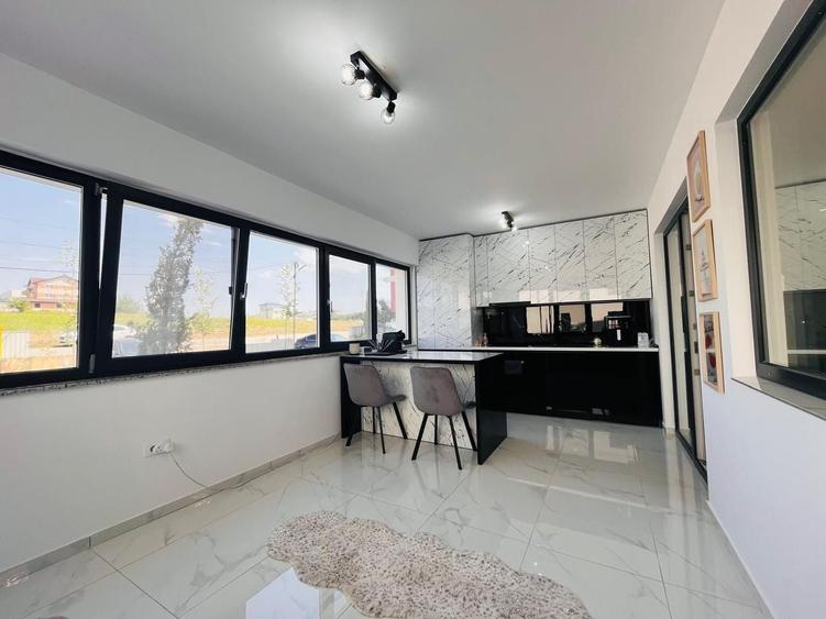 Apartament cu 2 camere semidecomandat, mobilat în Cârcea
