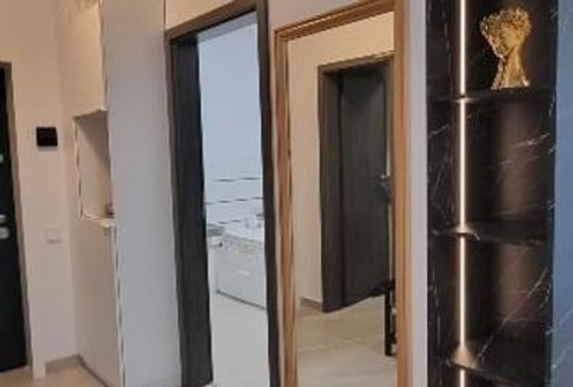 Apartament cu 2 camere semidecomandat, mobilat în Berceni