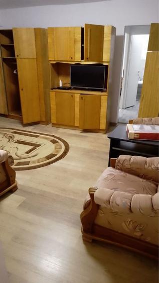 Inchiriez apartament cu 2 camere MV1 - 4