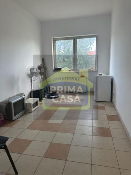 Birou, de 10 mp, în Depozitelor
