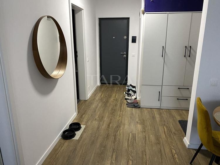 Apartament cu 2 camere semidecomandat, mobilat în Baciu