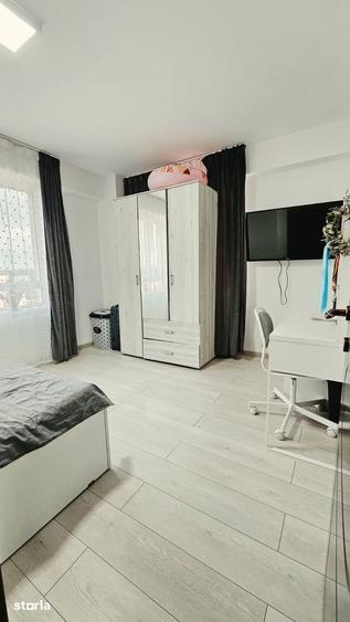 Apartament cu 3 camere decomandat în Cug