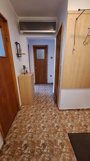 Apartament cu 2 camere decomandat, mobilat în Alexandru Obregia