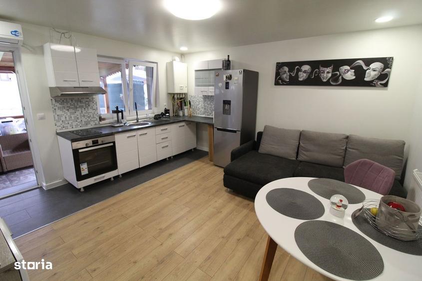 Casă cu 5 camere cu Teren 425 Mp în Central