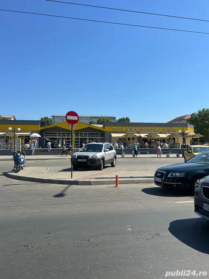 Teren de 2000 mp, în Traian