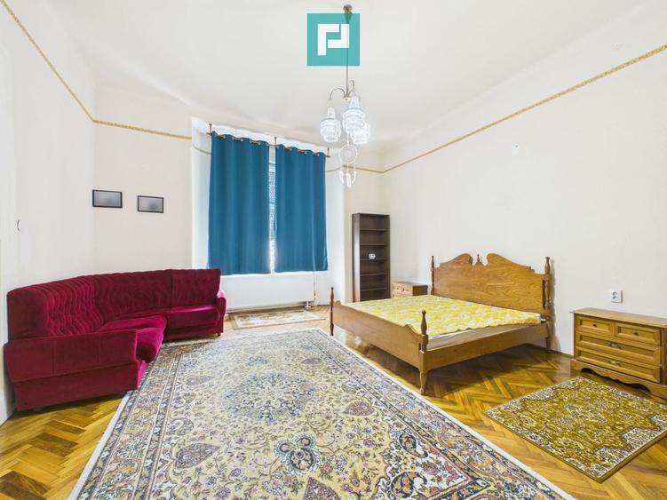 Apartament cu 3 camere semidecomandat în Boul Roșu
