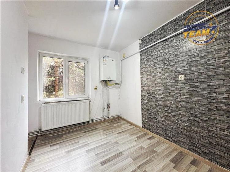 Spațiu comercial, de 54 mp, în Lenin