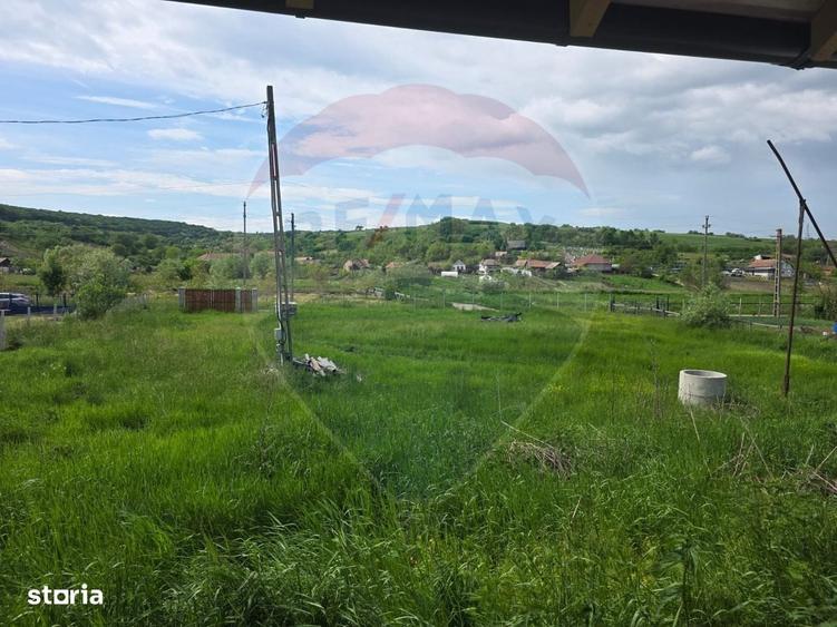 Casă cu 3 camere în Cornești
