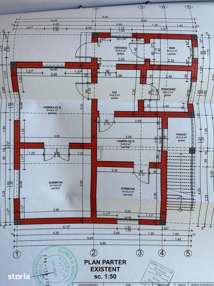 Casă cu 8 camere cu Teren 400 Mp în Central