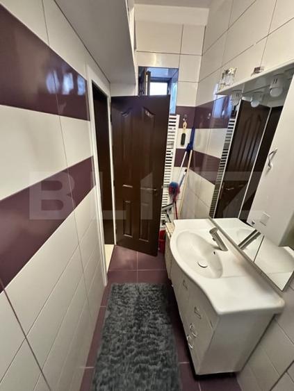 Apartament cu 2 camere semidecomandat, mobilat în Orăștie