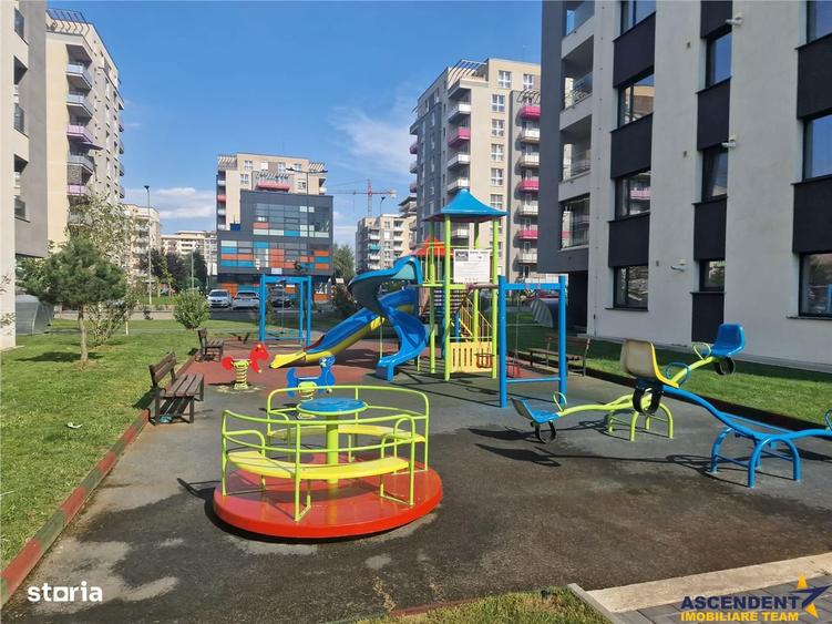 Garsonieră decomandată, mobilată în Tractorul