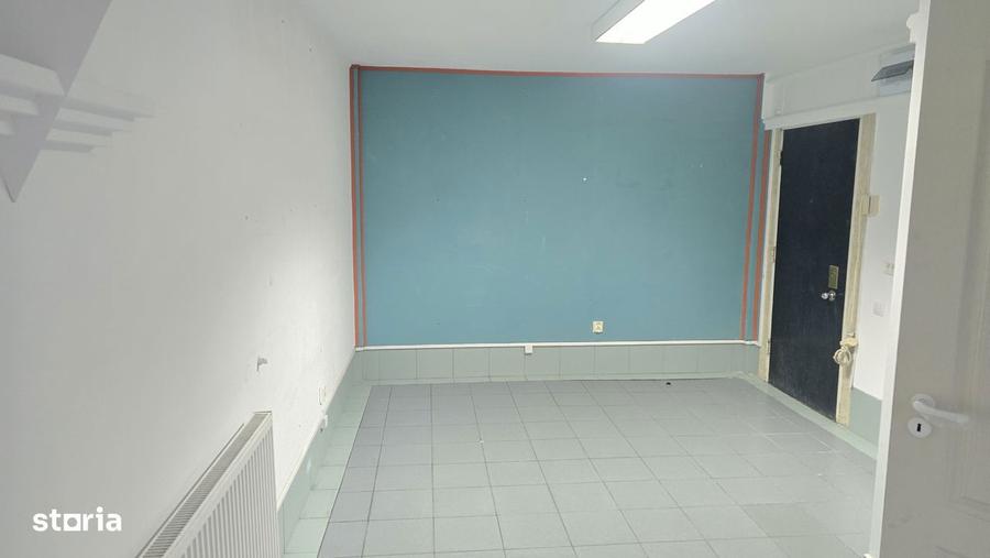 Spațiu comercial, de 20 mp, în Central