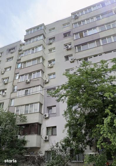 Apartament cu 3 camere decomandat în Grivița