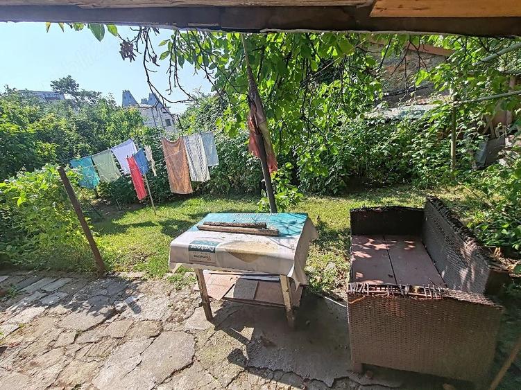Apartament cu 3 camere decomandat în Hala Centrală