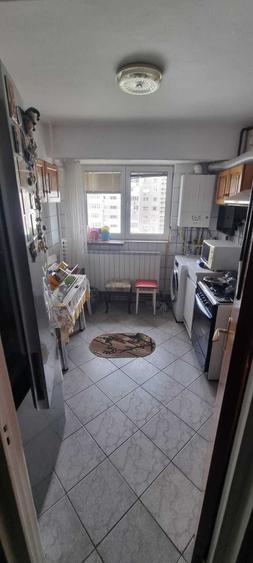 Apartament cu 2 camere semidecomandat în Pantelimon