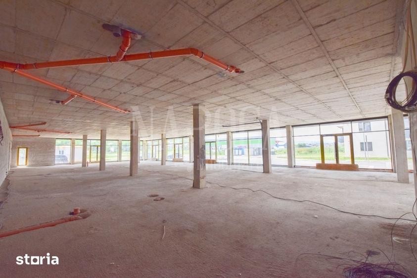 Spațiu comercial, de 655.6 mp, în Apahida