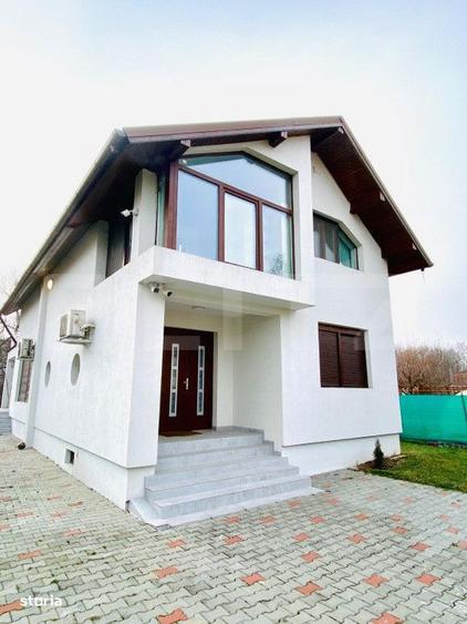 Casă cu 4 camere în Baciu
