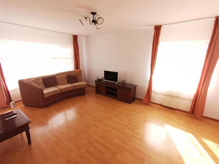 Apartament cu 2 camere decomandat, mobilat în Canta