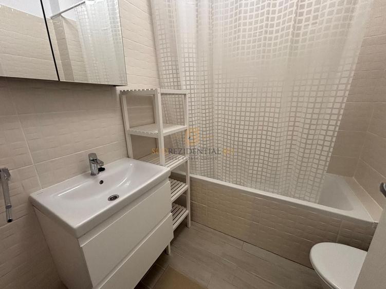 De închiriat apartament 2 camere,The Grand Kristal Residence, Sector 4 - 9