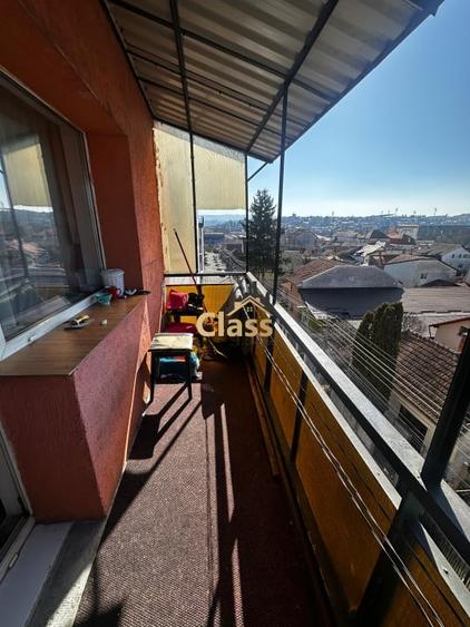Apartament cu 3 camere decomandat, mobilat în Dâmbul Rotund