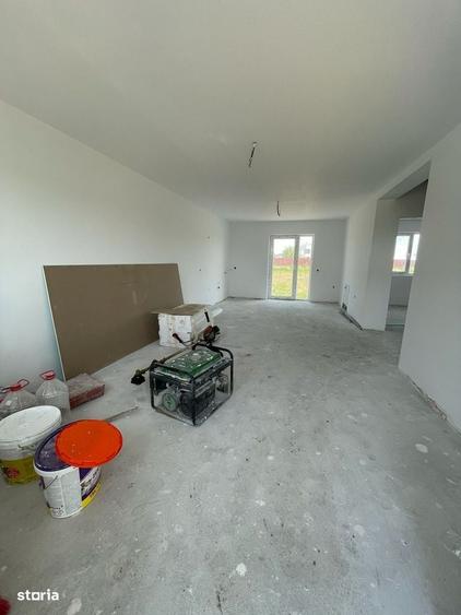 Casa individuala pe parter, 3 camere, 70 mp, teren 280 mp - 8