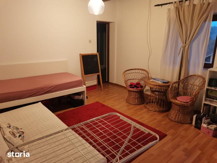 Casa de vacanta spatioasa cu 5 camere si 3 bai - 13