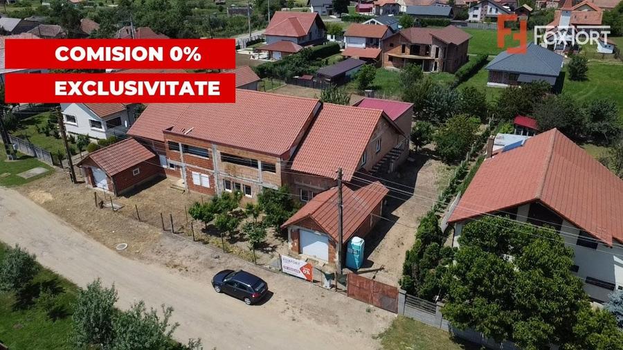 Duplex cu 6 camere cu Canalizare în Peciu Nou