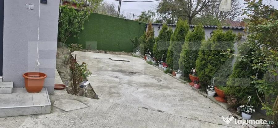 Casă cu 3 camere cu Teren 1000 Mp în Central