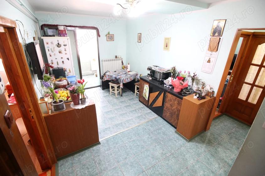 Apartament cu 2 camere decomandat, mobilat în Vest