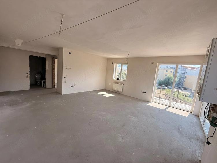 Apartament cu 2 camere semidecomandat în Florești