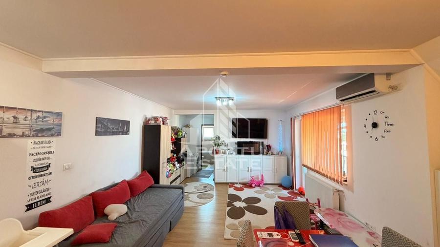 Apartament cu 2 camere semidecomandat, mobilat în Lugojului