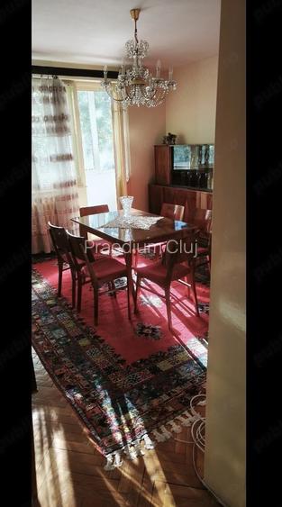 Apartament 4 camere pe Băița