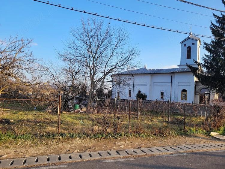 Teren de 1307 mp, în Central