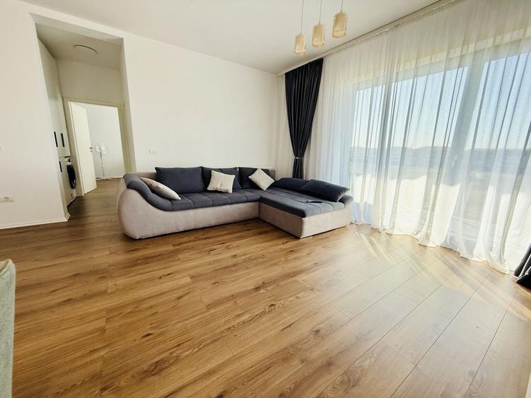 Apartament cu 2 camere semidecomandat în Giroc