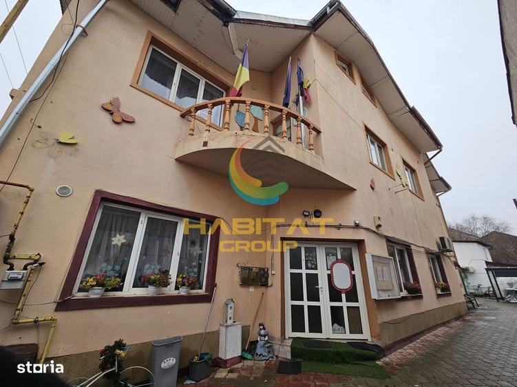 Casă cu 5 camere cu Teren 592 Mp în Tineretului