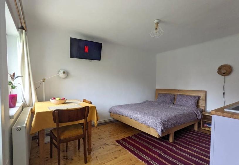 Casă individuală cu 3 camere cu Canalizare în Sud