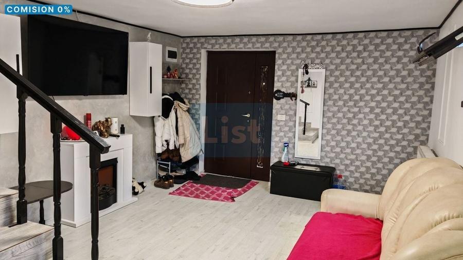 Casă cu 4 camere cu Teren 100 Mp în Central