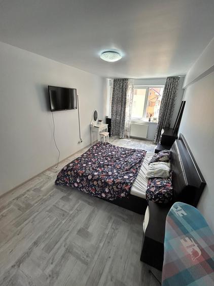 Apartament cu 2 camere decomandat în Calea Moldovei