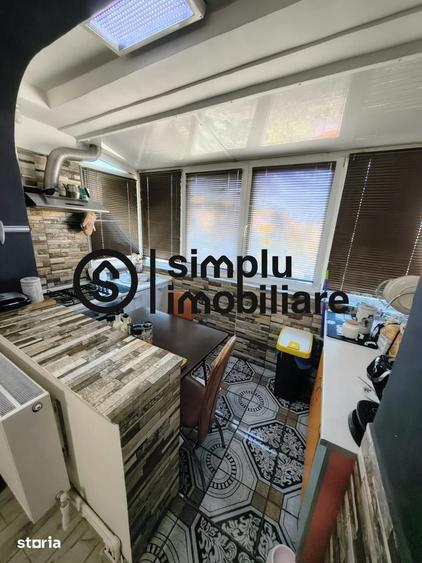 Apartament cu 3 camere în Calea București