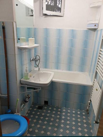 Apartament cu 2 camere decomandat în 1 Mai