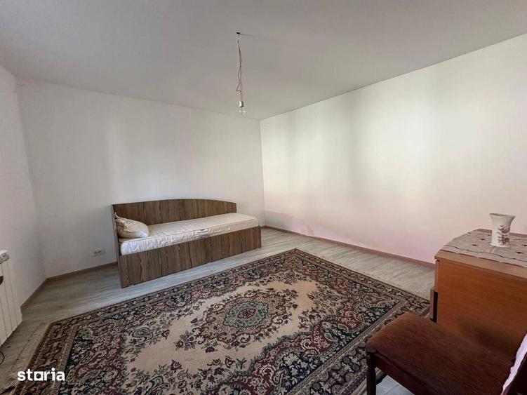 Casă cu 2 camere în Central
