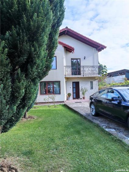 Casă cu 5 camere în Ștefănești