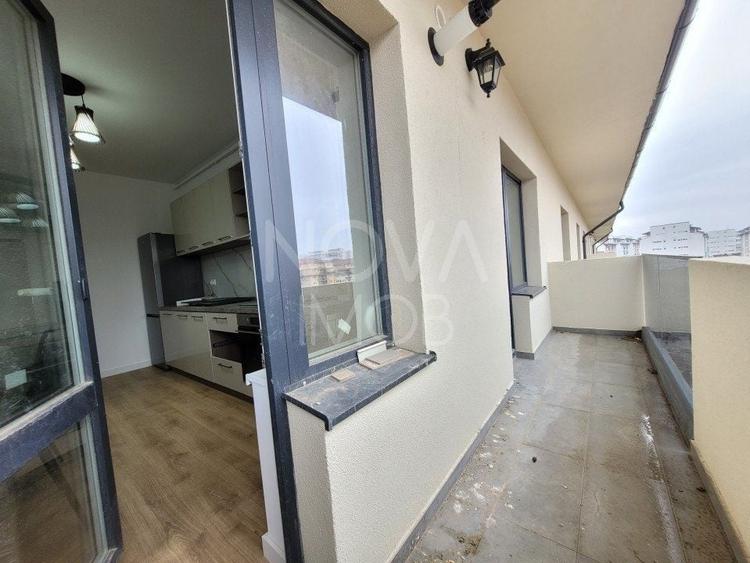 Apartament cu 3 camere semidecomandat în Mihai Viteazul