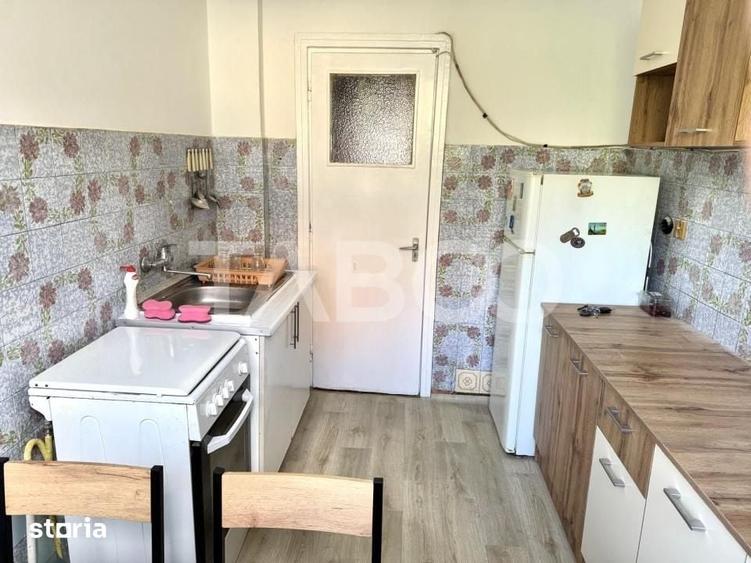 Apartament cu 3 camere decomandat în Gruia