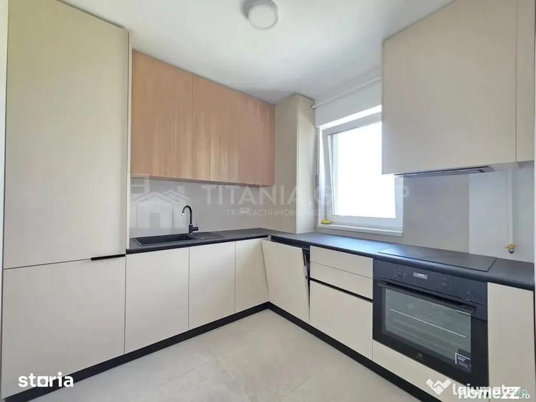 Apartament cu 3 camere decomandat în Sud