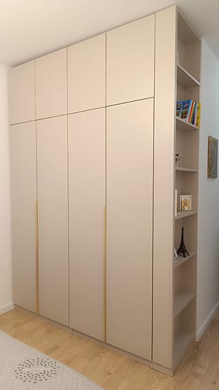 Apartament cu 3 camere decomandat, mobilat în Sud-Est