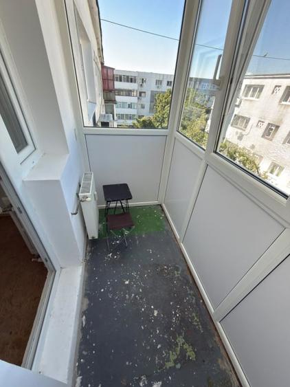 Apartament cu 2 camere semidecomandat în Malu Roșu